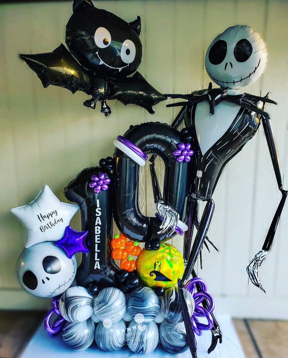 Jack Skellington balloon bouquet for party decorations